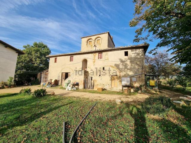 Case e ville in vendita di 350 m² in Via Setteponti Ponente