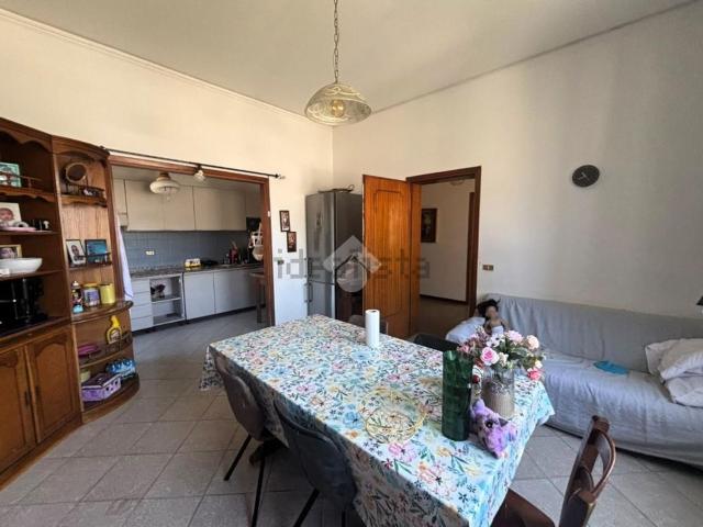 Case e ville in vendita di 350 m² in Via Tevere, 4