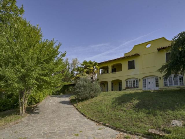 Case e ville in vendita di 350 m² in Borgo Virani