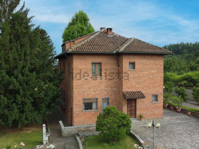 Case e ville in vendita di 350 m² in Frazione Sessant