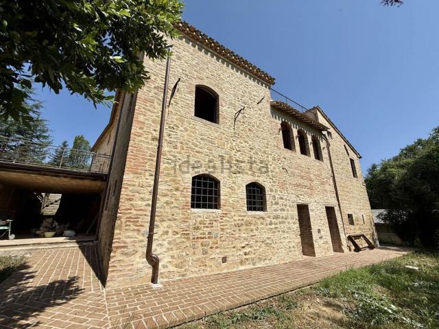 Case e ville in vendita di 350 m² in Località Santo Stefano, 22