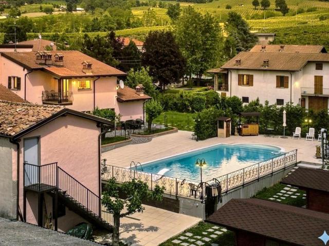 Case e ville in vendita di 350 m² in Strada Grande