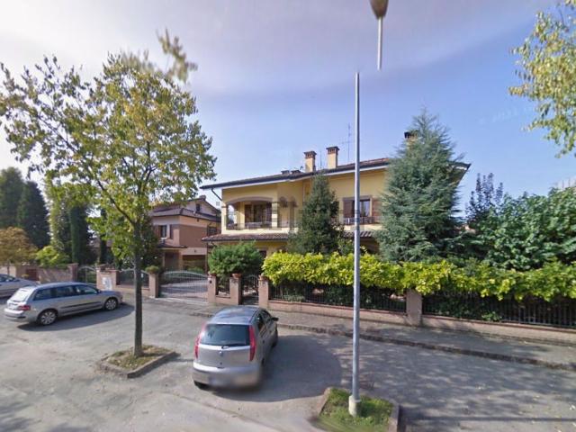 Case e ville in vendita di 351 m² in Via Silla Dè Longhi