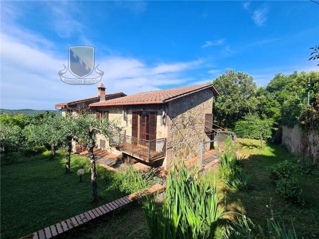 Case e ville in vendita di 352 m²
