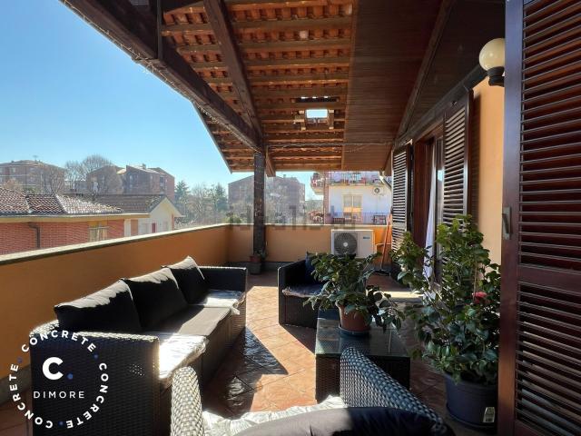 Case e ville in vendita di 353 m² in Via Luigi Crivello, 6