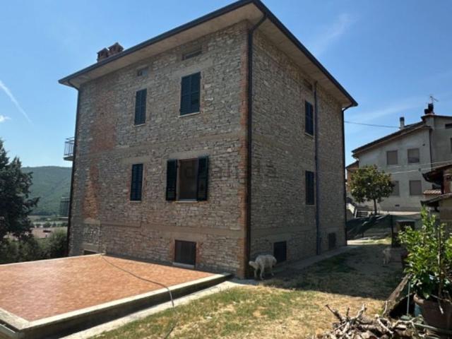 Villetta indipendente in vendita di 353 m² in Via Tavernelle