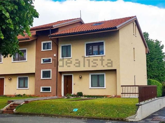 Case e ville in vendita di 355 m² in Via Grazioli, 18