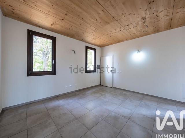 Case e ville in vendita di 355 m² in Via Piretta Rovere, 15