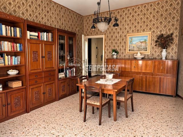 Case e ville in vendita di 357 m² in Via Tofane, 3