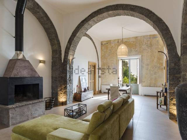 Case e ville in vendita di 357 m² in Strada rocche ventidue