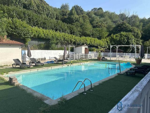 Case e ville in vendita di 358 m² in Strada Giaccona del passarotto, 28