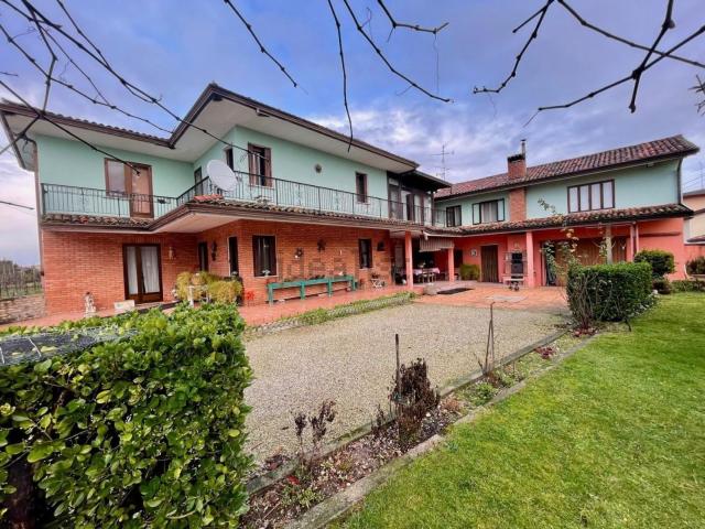 Case e ville in vendita di 358 m²