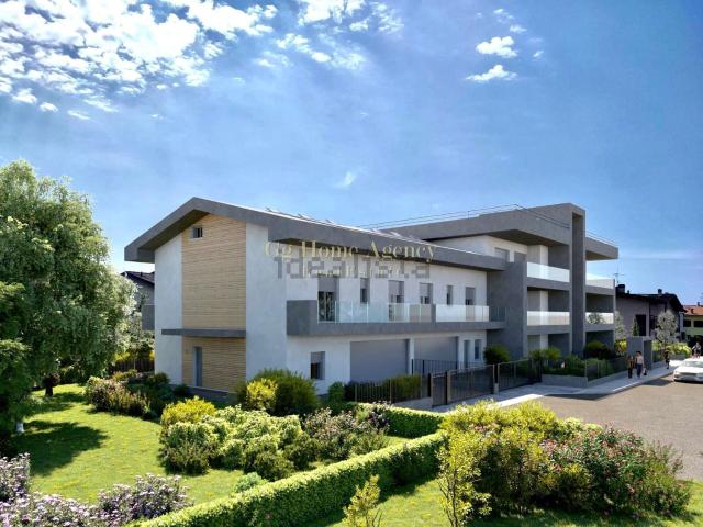 Case e ville in vendita di 358 m² in Via Indro Montanelli