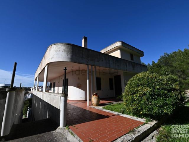 Case e ville in vendita di 358 m² in Contrada Don Peppe Sole