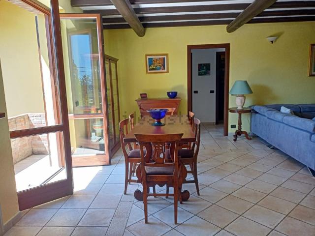 Case e ville in vendita di 360 m²