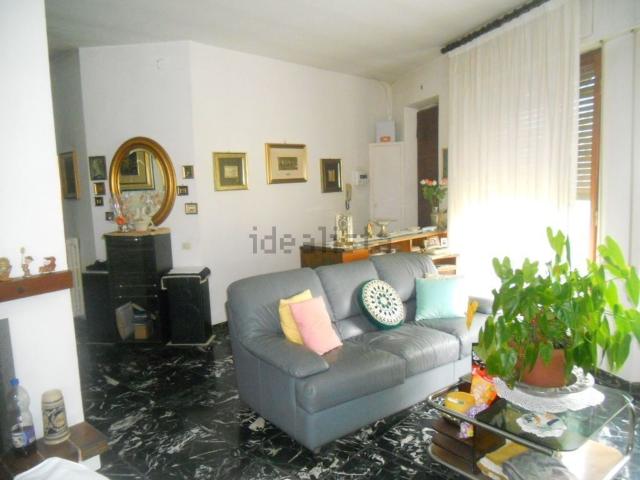 Case e ville in vendita di 360 m²