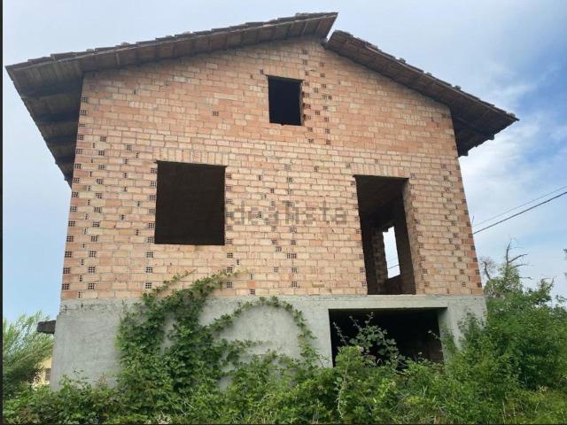 Case e ville in vendita di 360 m²