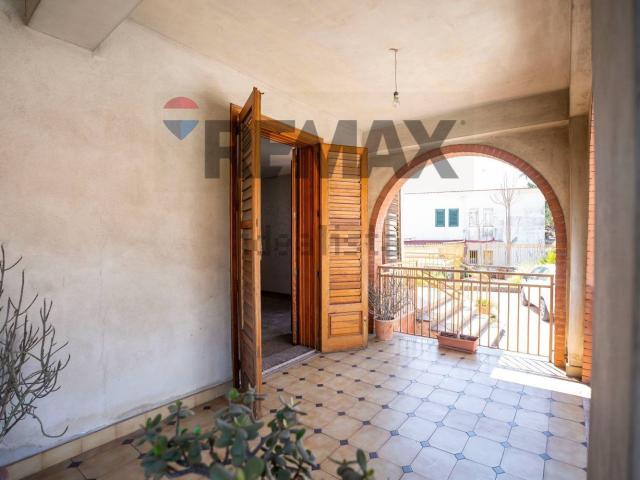 Case e ville in vendita di 360 m² in Via Madonna della Libertà, 20