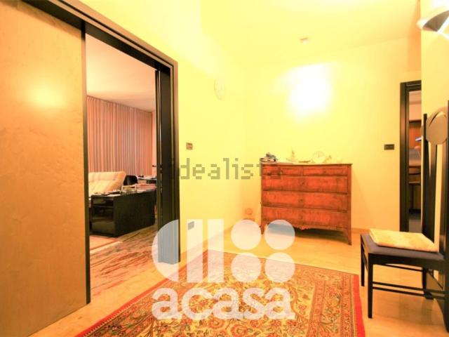 Case e ville in vendita di 360 m² in Viale della Resistenza, 43