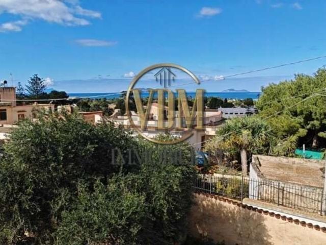 Case e ville in vendita di 362 m² in Vicolo Santa Venera