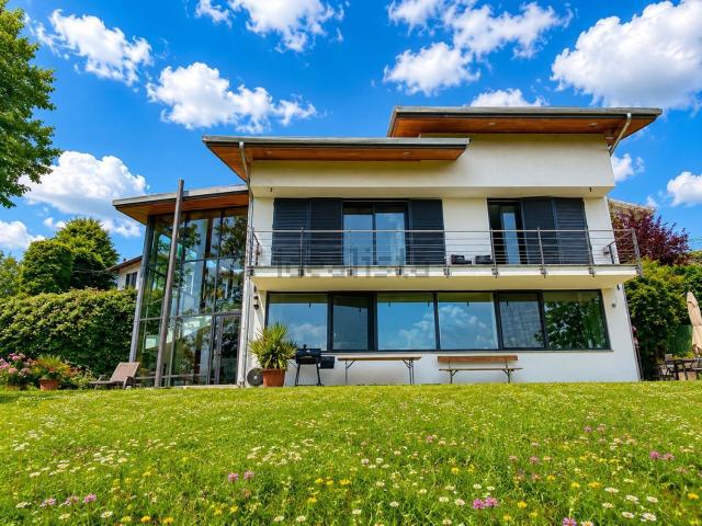 Case e ville in vendita di 362 m² in Strada San Bernardino