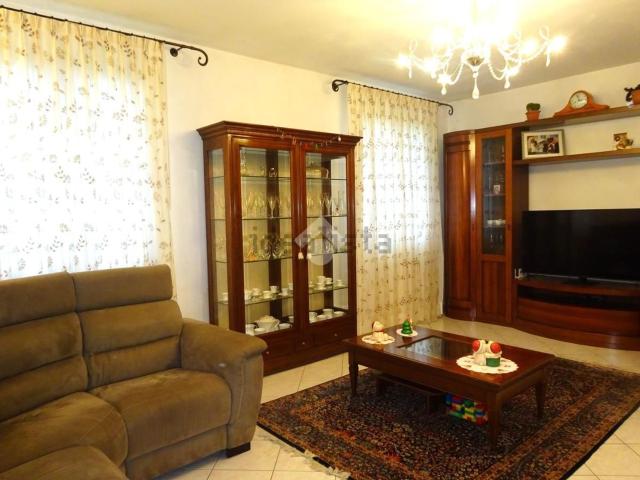 Case e ville in vendita di 363 m² in Via Masi