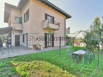 Case e ville in vendita di 364 m² in Via Malpighi Marcello