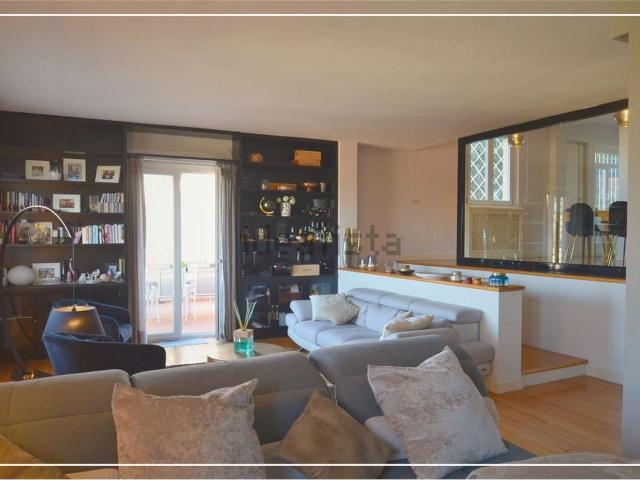 Case e ville in vendita di 365 m² in Via Niccolò Paganini