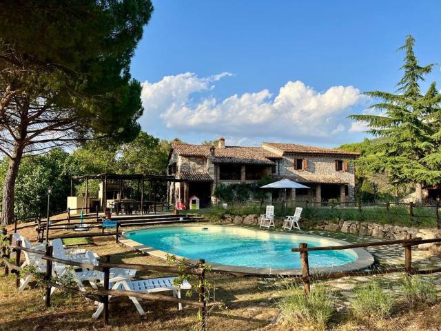 Case e ville in vendita di 366 m²