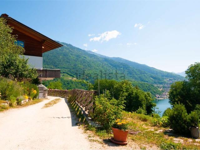 Case e ville in vendita di 368 m²