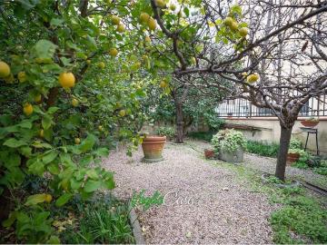 Casa in vendita a Centro di Firenze - Giardino