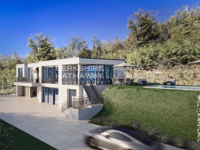 Case e ville in vendita di 370 m²