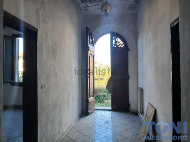 Case e ville in vendita di 370 m²
