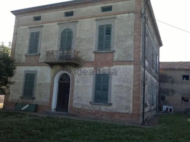 Case e ville in vendita di 370 m²