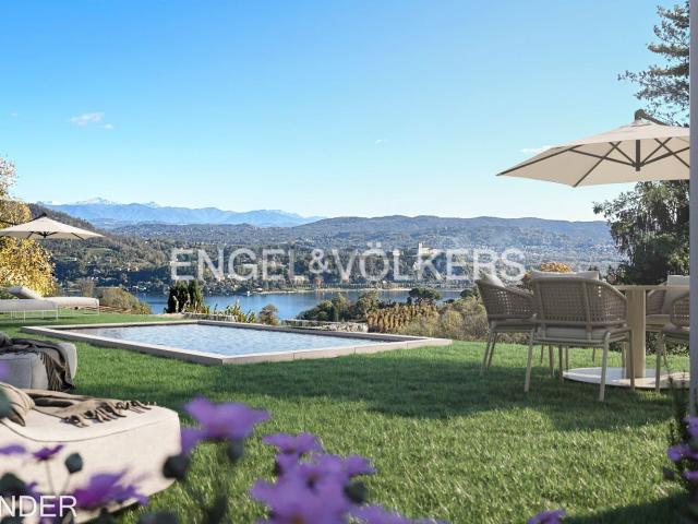 Case e ville in vendita di 370 m² in Via Campagna, 20
