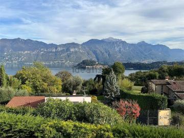 Case e ville in vendita di 370 m² in Via Cima dei Ronchi, 5