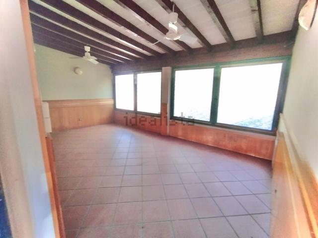 Case e ville in vendita di 370 m² in Via Europa