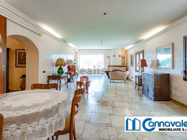 Case e ville in vendita di 372 m² in Via Pantanelle, 38