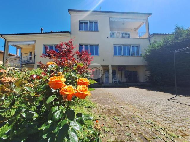 Case e ville in vendita di 372 m² in Via Papa Giovanni XXIII, 8