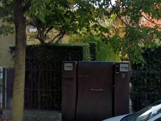 Case e ville in vendita di 374 m² in Via Vittorio Veneto