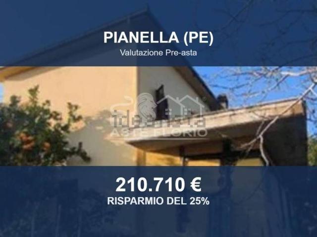 Case e ville in vendita di 374 m² in Contrada Vallerio