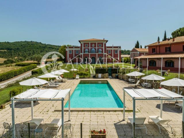Case e ville in vendita di 3750 m² in Strada della Sgrilla