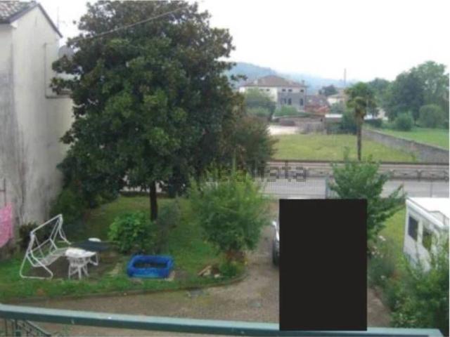 Case e ville in vendita di 375 m² in Via Lodovico Boschieri