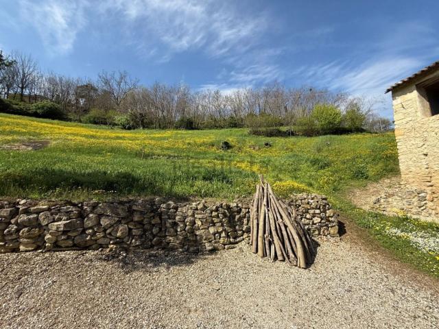 Case e ville in vendita di 375 m² in Via San Michele Arcangelo