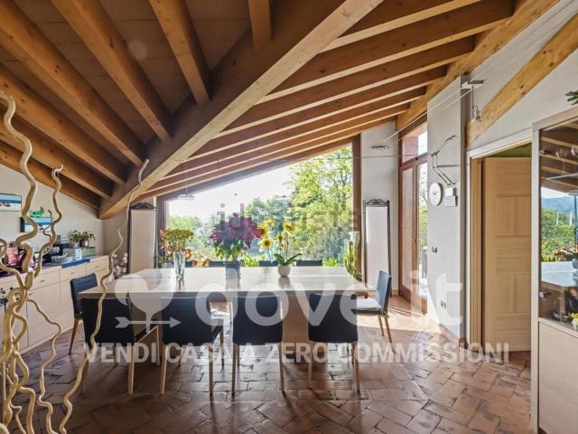 Case e ville in vendita di 375 m² in Via Vignacce, 42