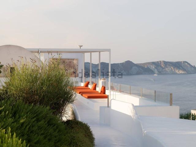 Case e ville in vendita di 376 m² in Via Scotti di Sopra