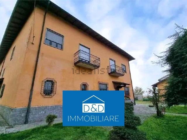 Case e ville in vendita di 378 m² in Via Don Minzoni, 4