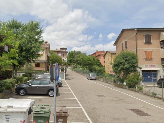 Case e ville in vendita di 379 m² in Via Radici Sud