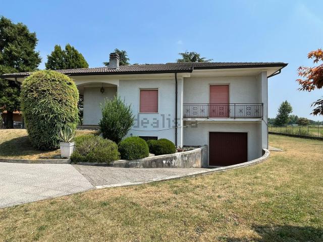 Case e ville in vendita di 380 m²