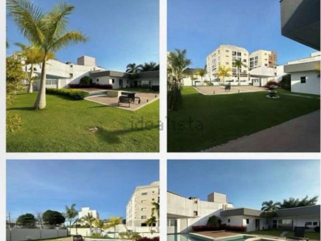 Case e ville in vendita di 380 m² in Via Alberto Brasili, 91